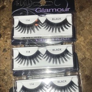 Fake eyelashes